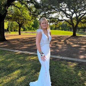 JVN by Jovani white Sleeveless Plunge Gown